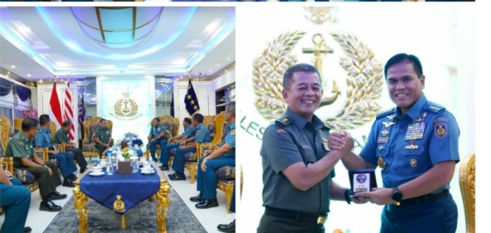 Kapuspen TNI Silahturahmi ke KASAL