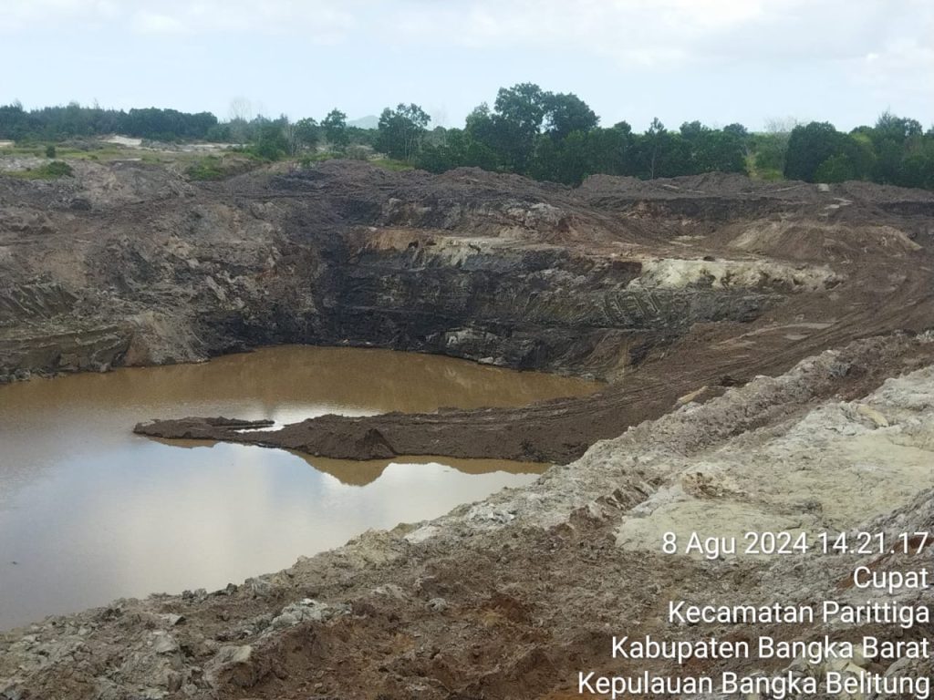 Gakkum KLHK Dan Denpom Datang, 5 Excavator – Belasan Ponton Angkat Kaki